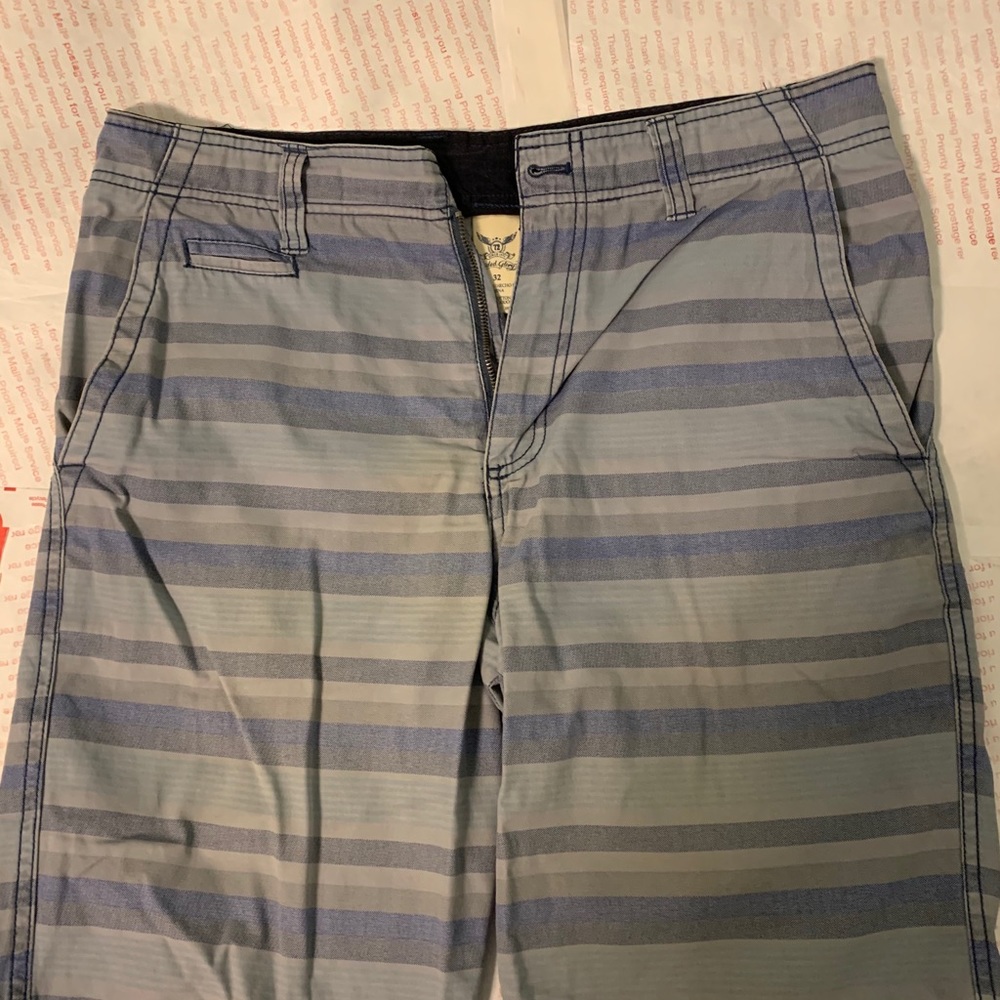 It is mens short made for the company fade…